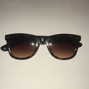 For all mankind brown sunglasses
